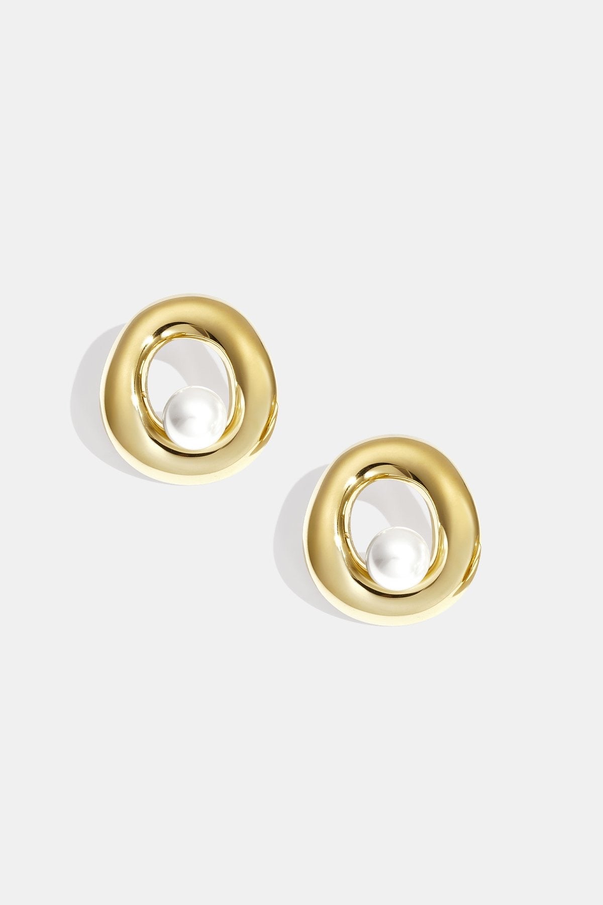 Statement Circle Ohrringe | Elegance in Balance